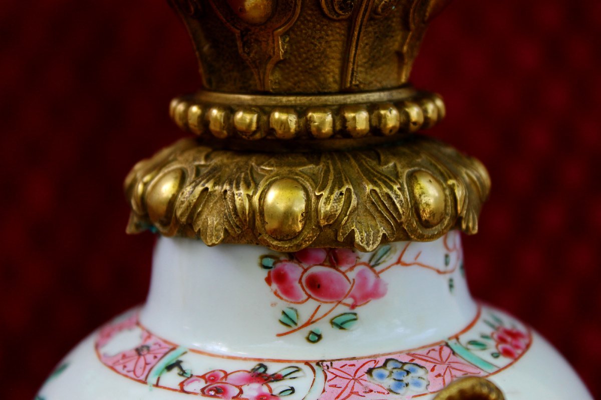 Antique Chinese Porcelain Lamp, Gilt Bronze Mounts Bacchus Masks, Qianlong, 18th Century-photo-2