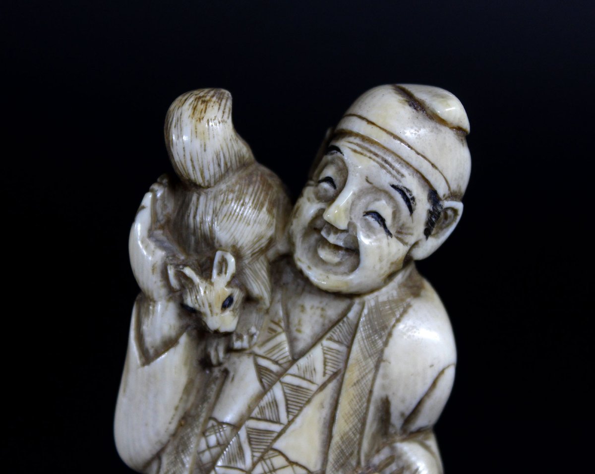 Antique Japanese Ivory Okimono, Man With Squirrel, Meiji Period, Circa 1890-1900-photo-1