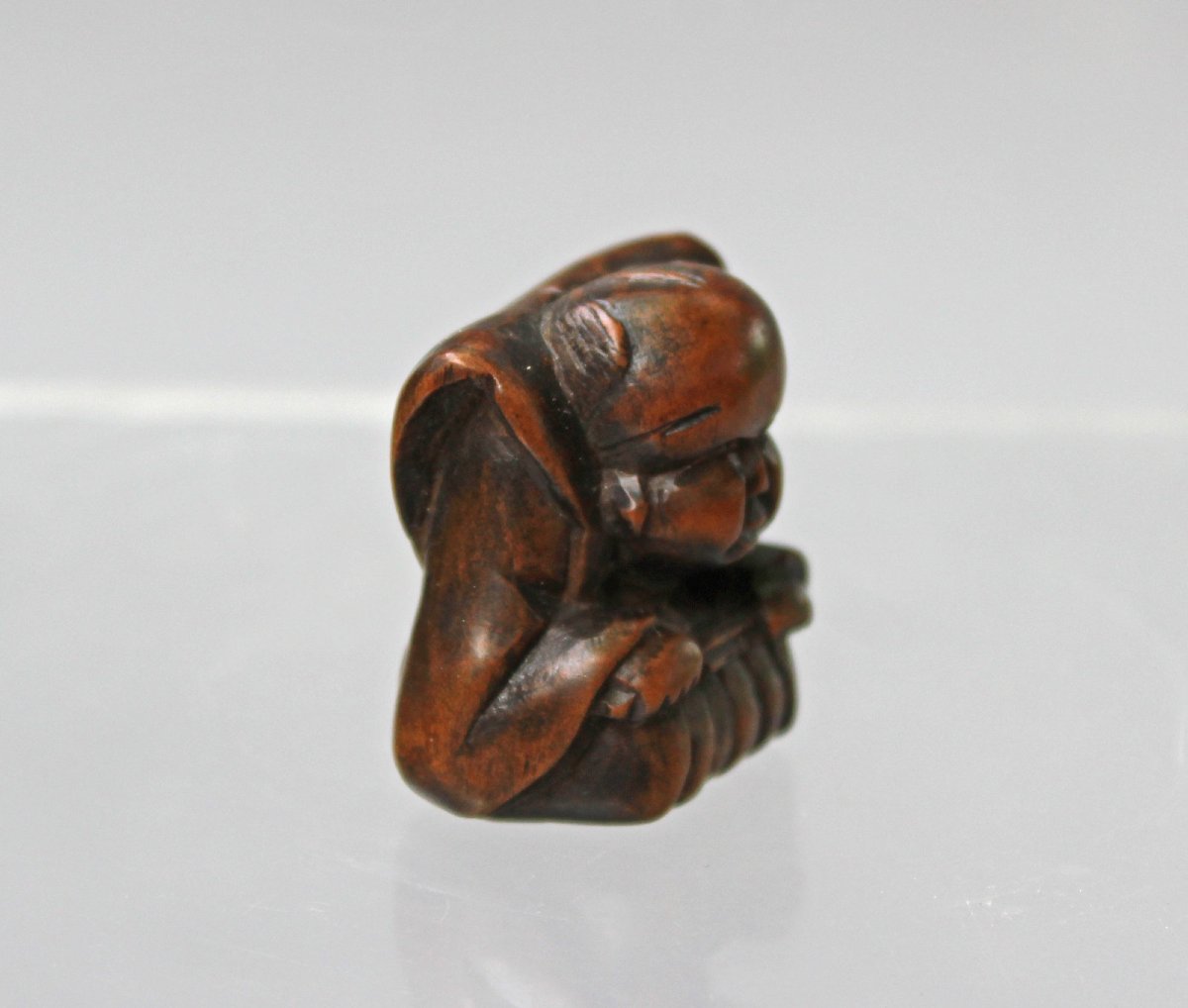 Antique Japanese Carved Boxwood Netsuke-photo-4
