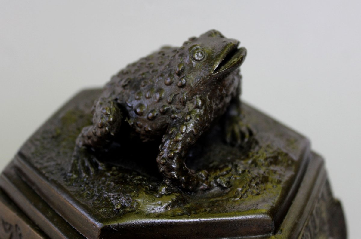 Brûle-parfum ou "koro" en bronze japonais de la période Meiji avec fleuron en forme de crapaud-photo-1