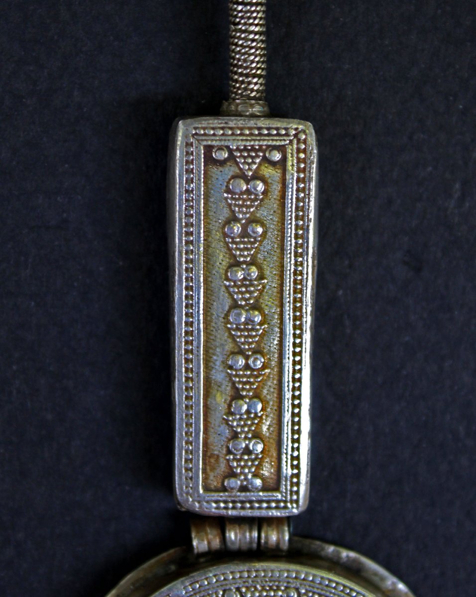 Antique Turkmen Tenetschir Pendants – Silver& Carnelian, Tekke Tribe Earrings -photo-3