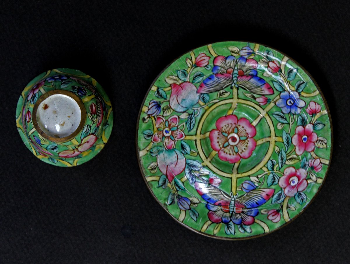 Rare Miniature Chinese Canton Enamel Cup And Saucer , Vietnamese Market, 19th Century-photo-2