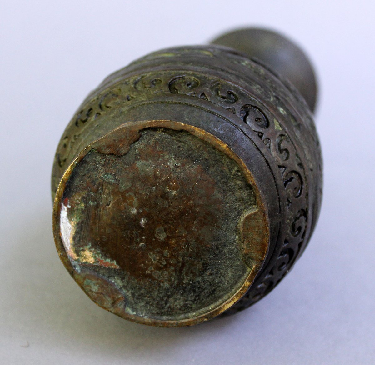 Antique Chinese Reticulated Bronze Vase With Scholars And Landscape Scenes ,qing Dynasty-photo-6