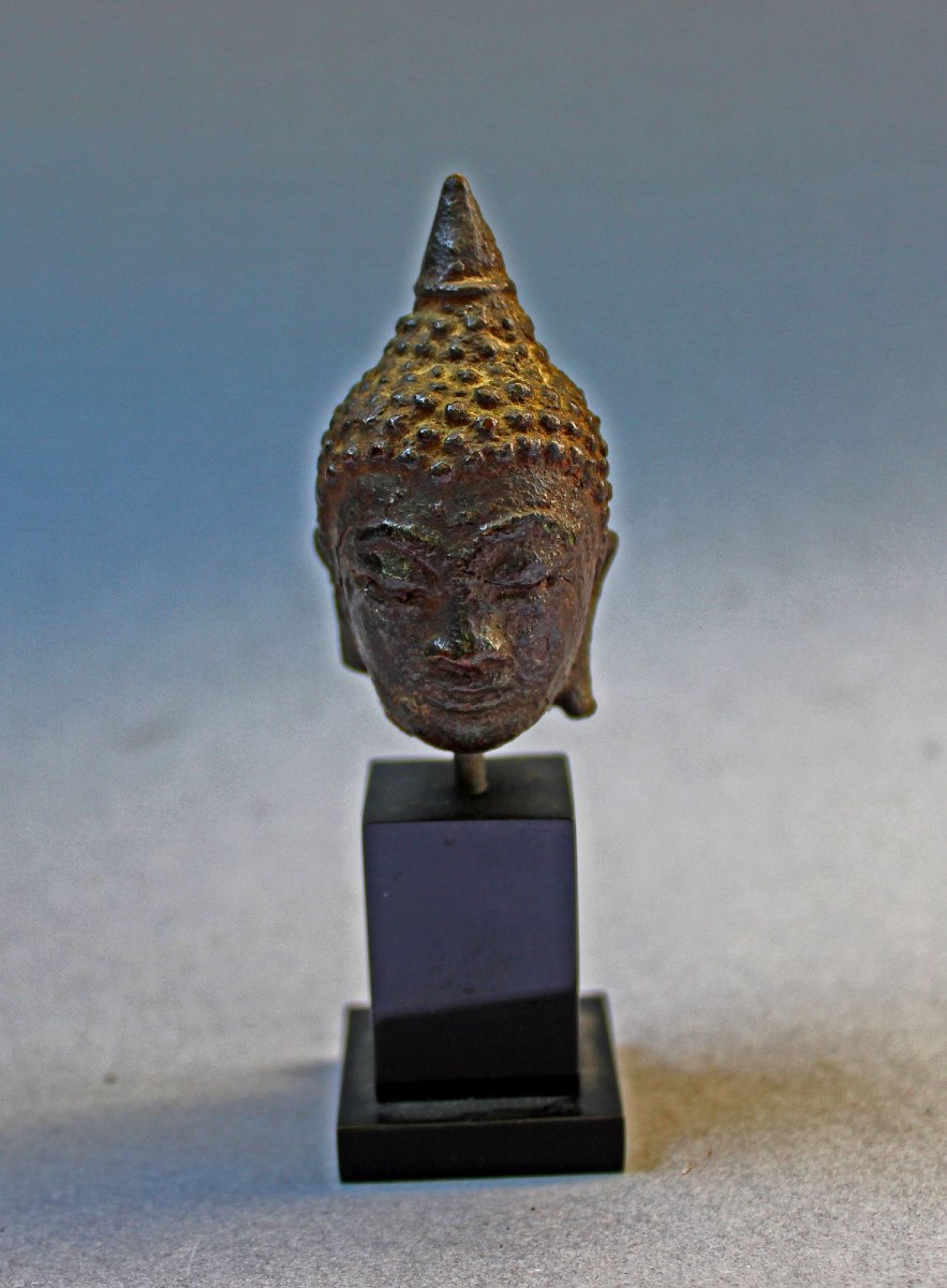 Petite Tête de Bouddha en Bronze Ancienne, Thaïlande, XIVe–XVe Siècle (Période Sukhothaï)-photo-2