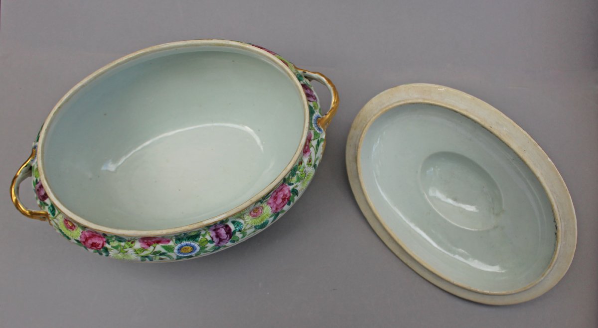 Antique Chinese Export Famille Rose Medallion Porcelain Covered Tureen, 19th Century-photo-3