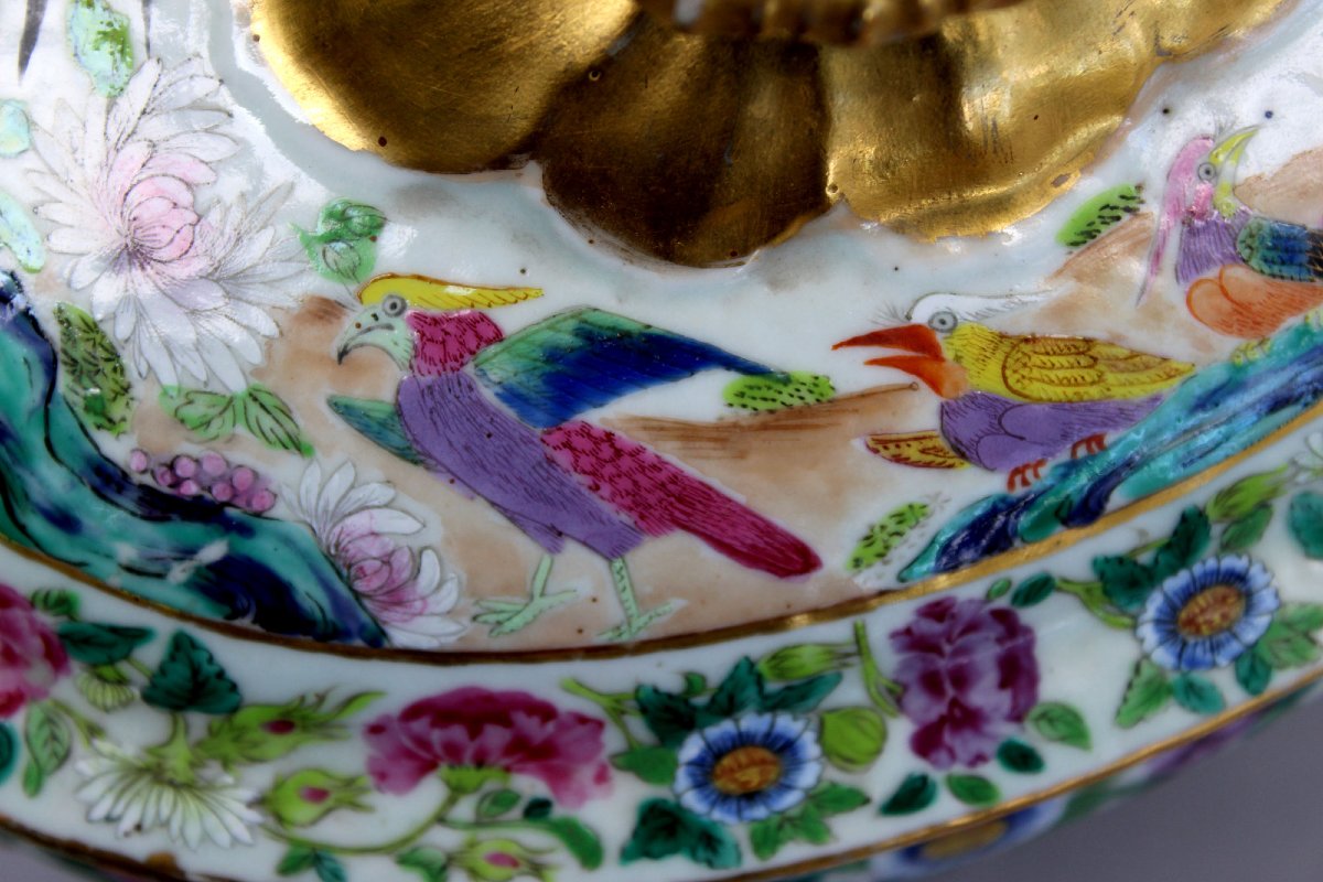 Antique Chinese Export Famille Rose Medallion Porcelain Covered Tureen, 19th Century-photo-5