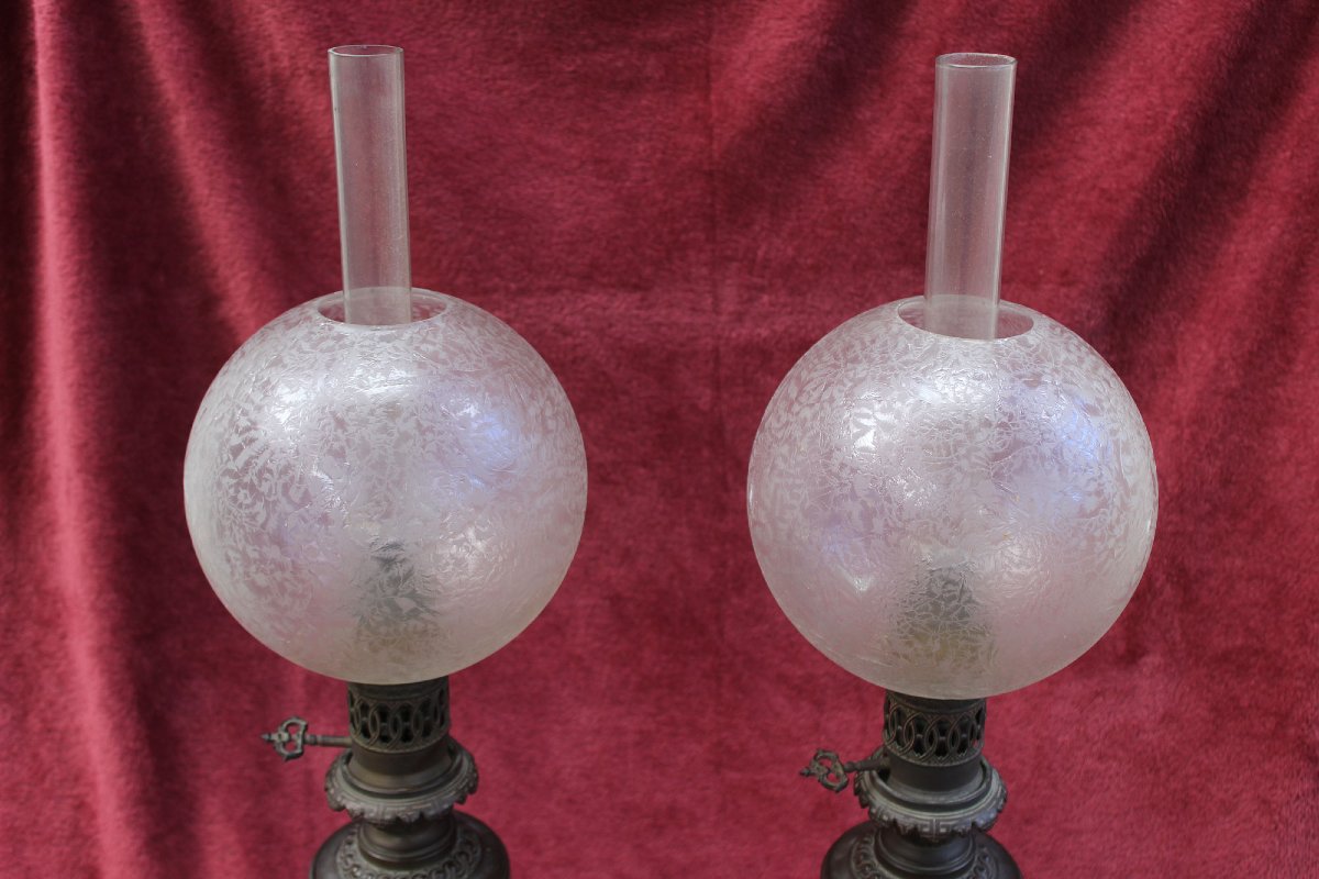 Paire de Lampes à Huile Anciennes en Cloisonné Chinois avec Globes d’Origine, XIXe Siècle-photo-1