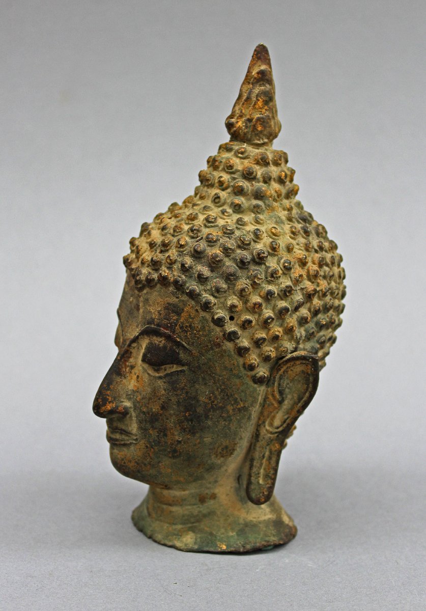 Antique Thai Bronze Buddha Head, Sukhothai Style, Late Ayutthaya–early Rattanakosin, 18th–19th -photo-2