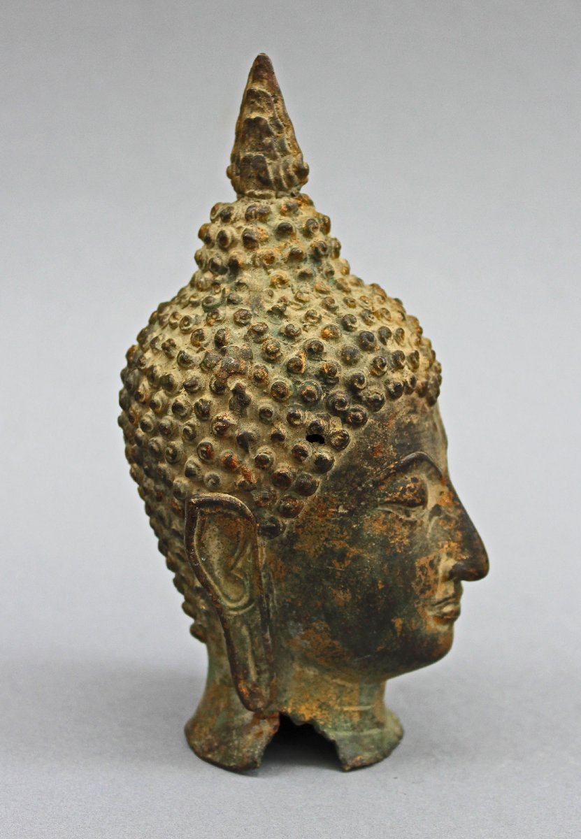 Antique Thai Bronze Buddha Head, Sukhothai Style, Late Ayutthaya–early Rattanakosin, 18th–19th -photo-4