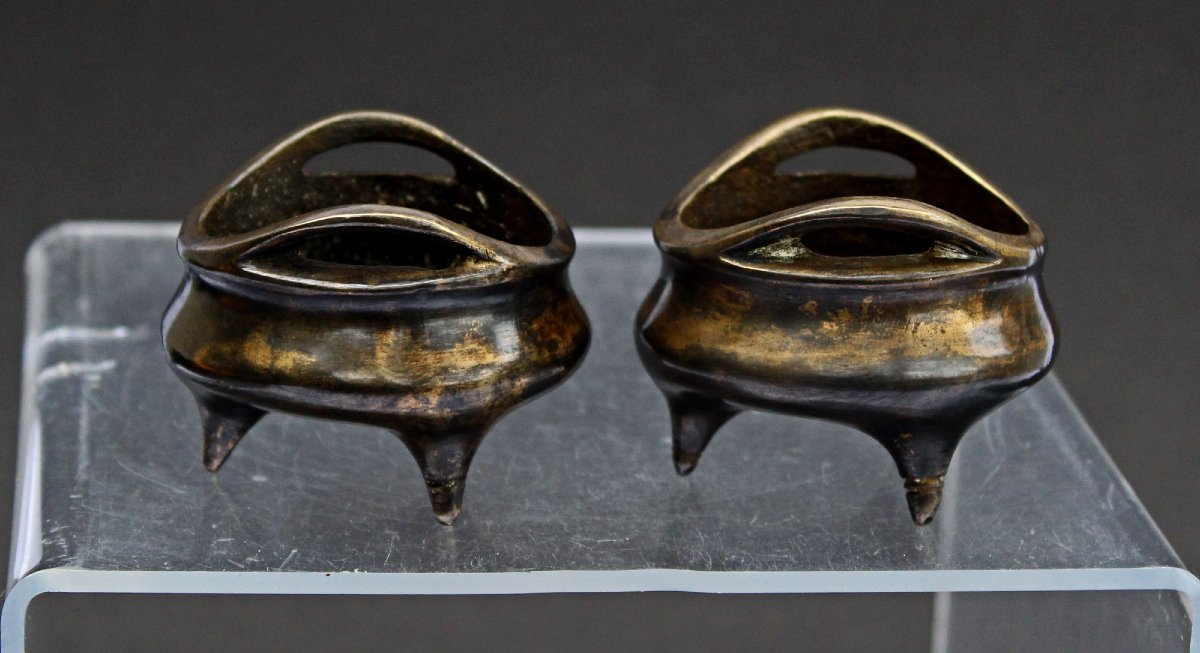 Pair Of Antique Miniature Vietnamese Bronze Incense Burners, 19th Century-photo-3
