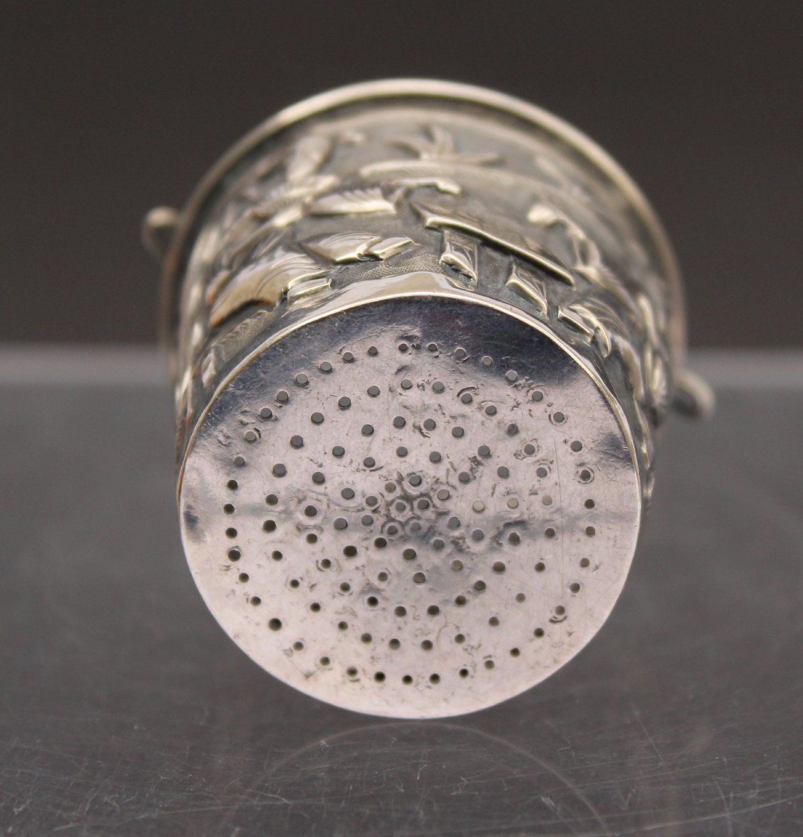 Antique Chinese Export Silver Tea Strainer, Go Players -photo-2