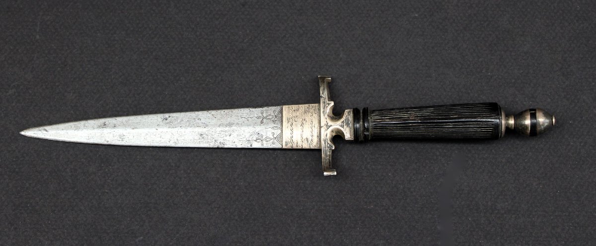 Antique Tuareg Dagger With Engraved Blade And Ebony Handle, Late 19th Century-photo-2