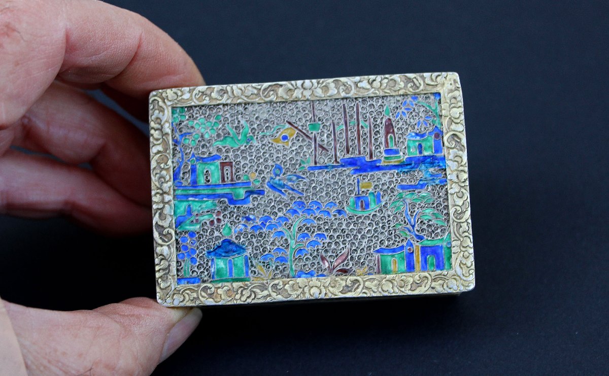 Tabatière chinoise ancienne en argent filigrané et émaillé, travail du XIXe siècle.-photo-3