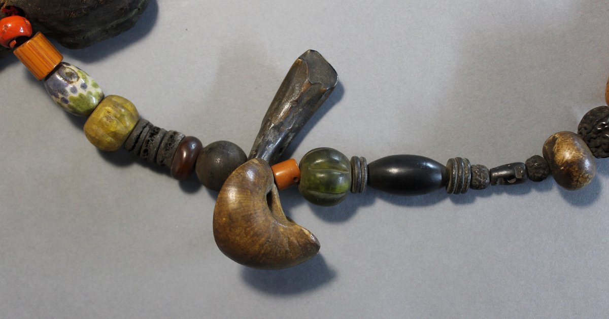 Ancient Himalayan Shamanic Ritual Necklace Amber Coral Tibetan Spirit Mask -photo-2