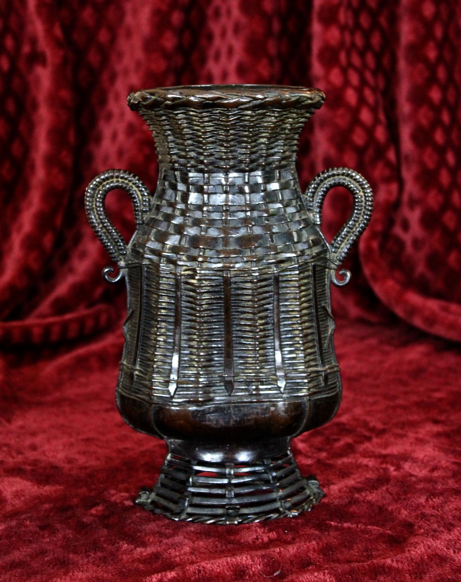 Vase Japonais Ancien En Bronze Ikebana (Art De L’Arrangement Floral), Forme De Panier, Meiji   