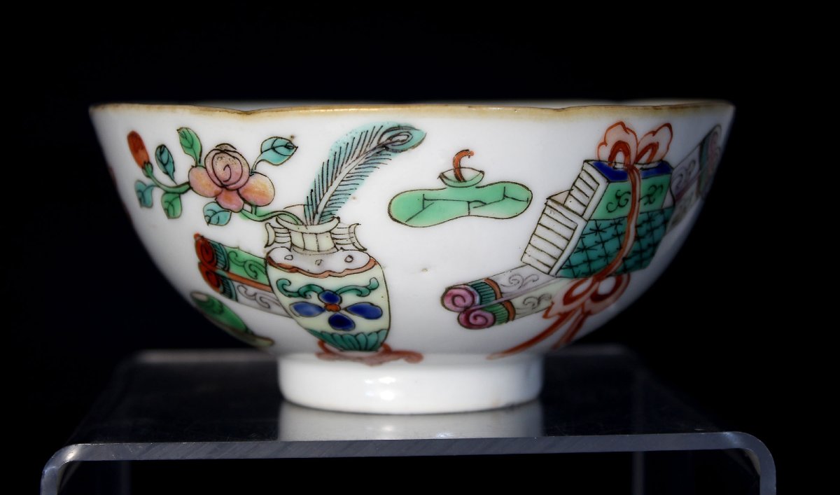 Antique Chinese Famille Rose Porcelain Bowl, Chenghua Mark, 19th Century-photo-3