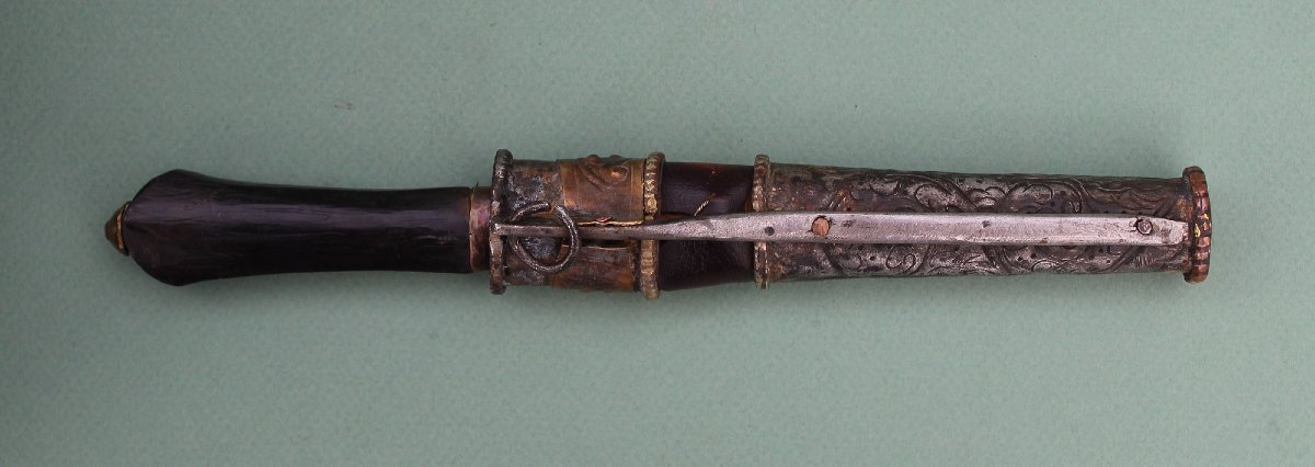 Antique Tibetan Utilitarian Knife With Pierced Iron Scabbard, Late 19th Century-photo-2