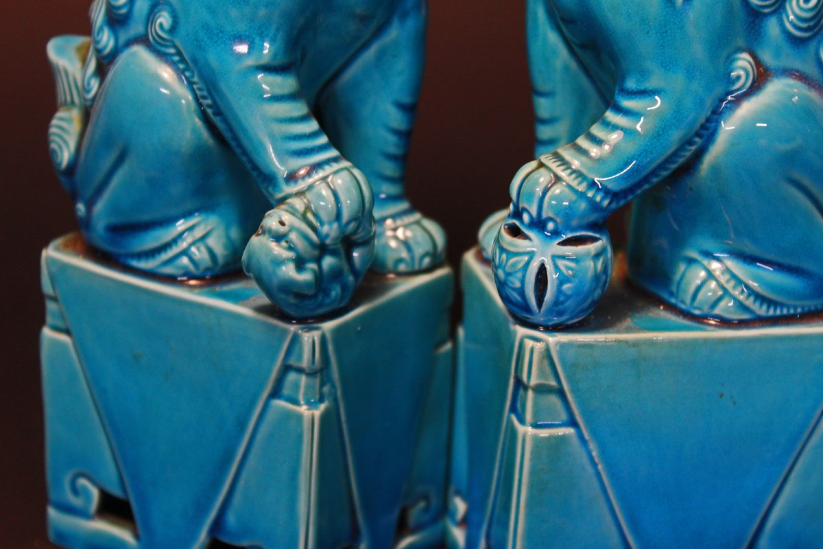 Pair Antique Chinese Turquoise Blue Porcelain Guardian Lions Dogs Of Foo-photo-1