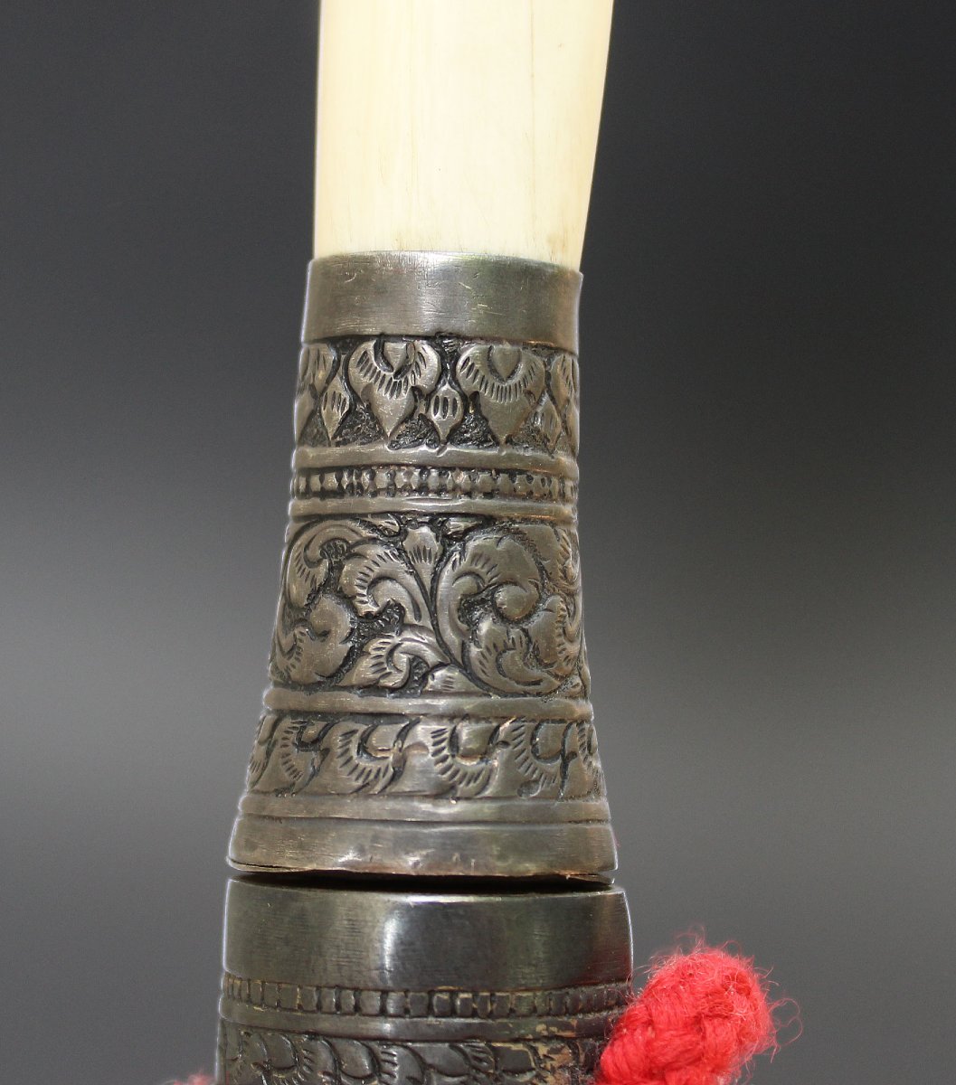 Antique Lao Silver-mounted Dha Knife With Repoussé Scabbard, Late 19th Century-photo-3