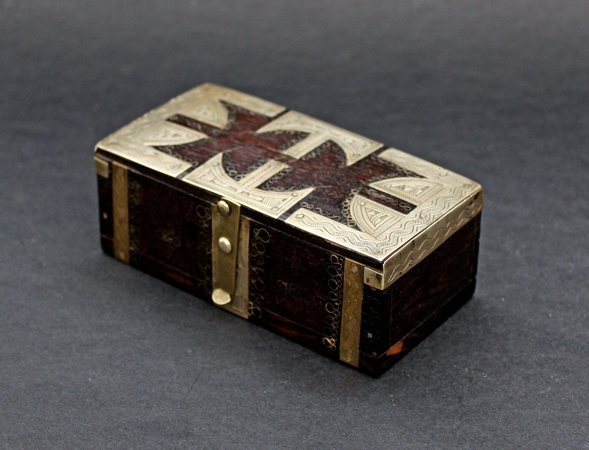 Boîte Touareg Ancienne En Bois Avec Montures En Argent Massif-photo-3