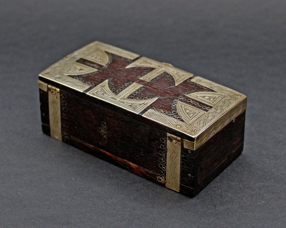 Boîte Touareg Ancienne En Bois Avec Montures En Argent Massif-photo-4