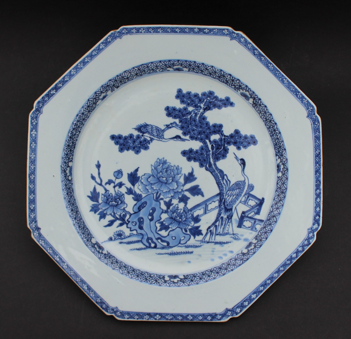 Grande Assiette Compagnie des Indes Porcelaine Bleu Blanc Chine Export Qianlong XVIIIe