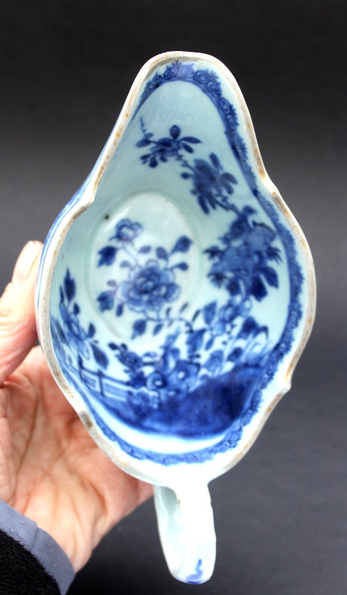 Saucière Compagnie des Indes En Porcelaine Bleu Et Blanc – Époque Qianlong XVIIIe”-photo-2