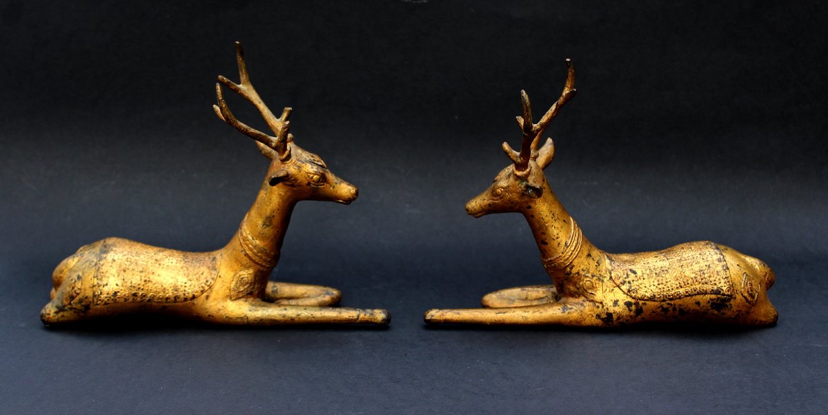 Antique Thai Gilt Bronze Reclining Temple Deer Pair, Buddhist Altar Figures, C19th -photo-2