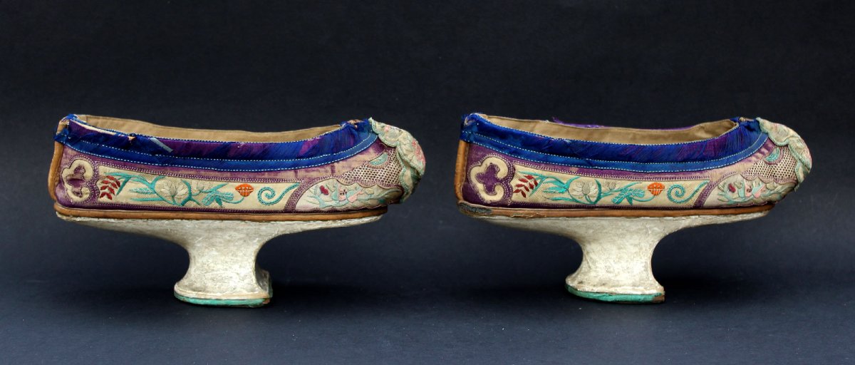 Chaussures Mandchoues « Flowerpot » Anciennes En Soie Brodée, Chine Qing XIXe-photo-2