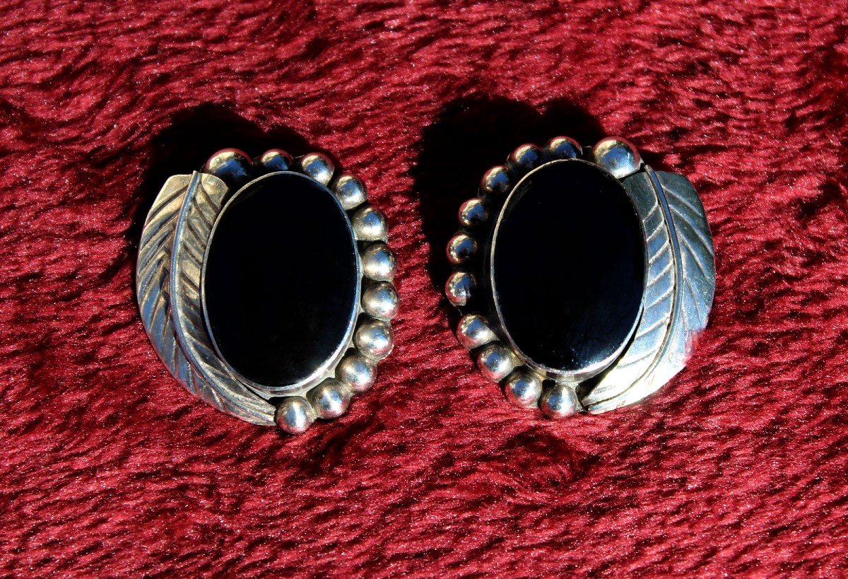 Boucles d’oreilles TANE vintage en argent sterling (.925) avec onyx noir, Mexique, datées 1997