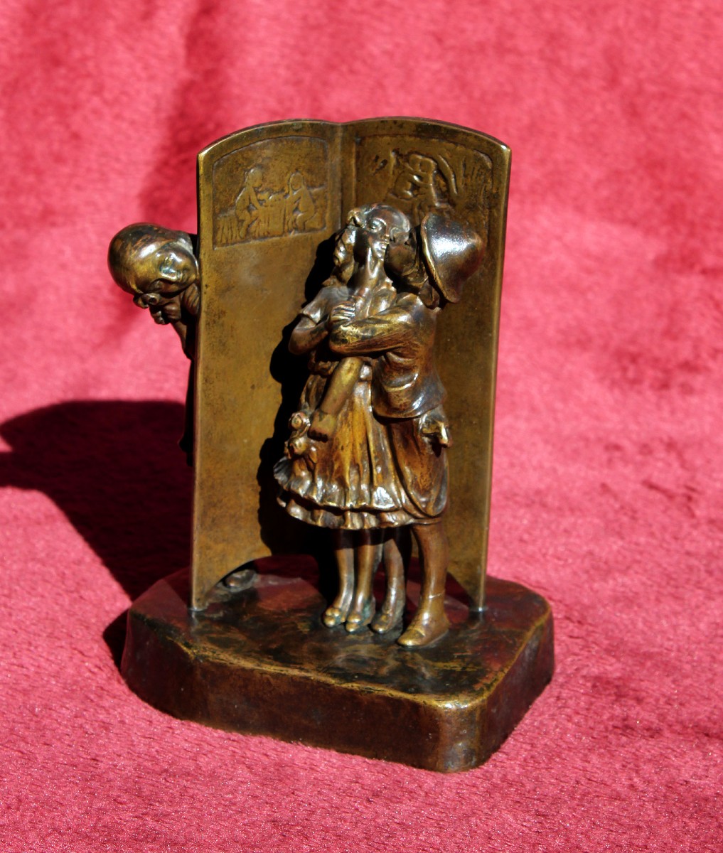 Antique Vienna Bronze Romantic Risqué Lovers & Voyeur By Tereszczuk C1900