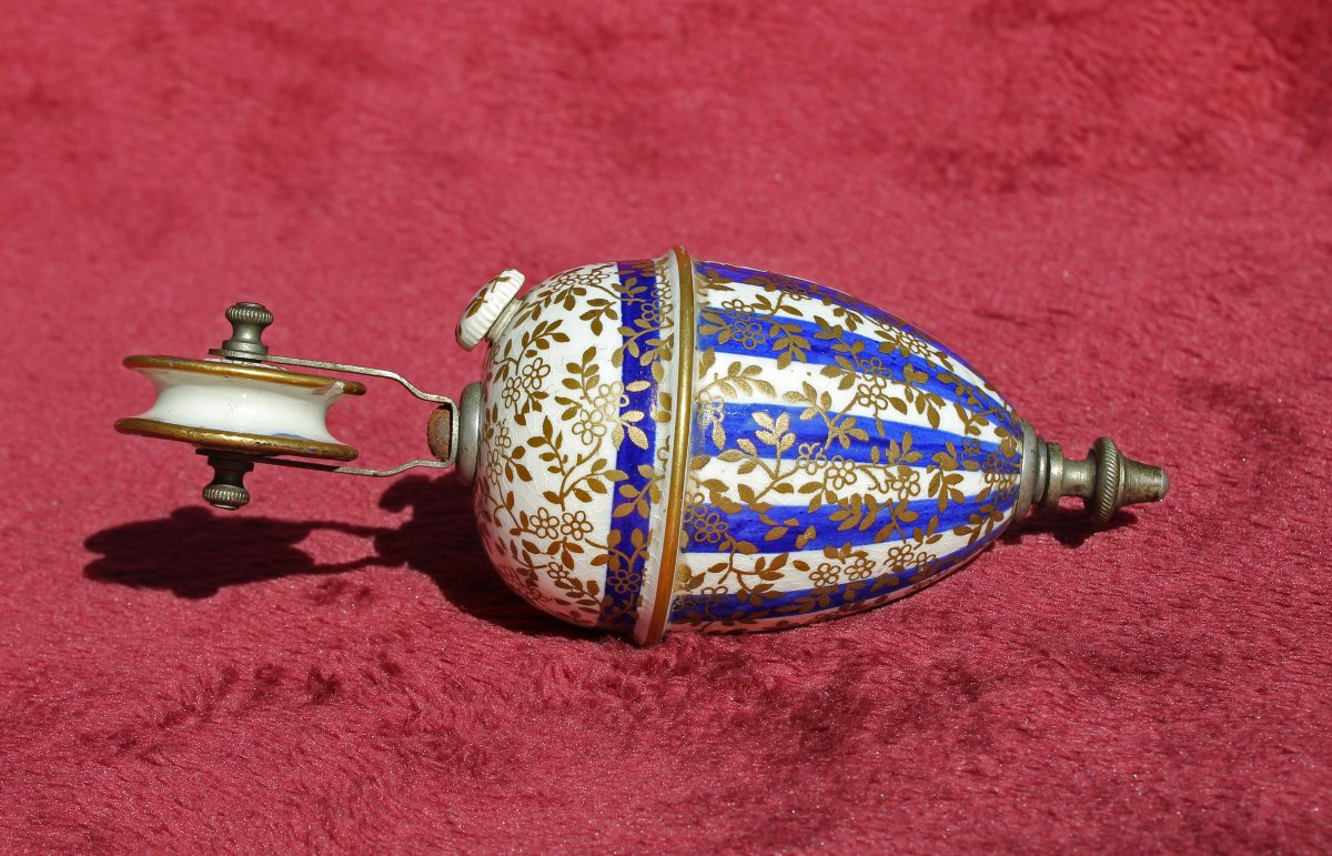 Antique French Porcelain Ceiling Light Counterweight Pulley, Sevres Style, C19th-photo-3