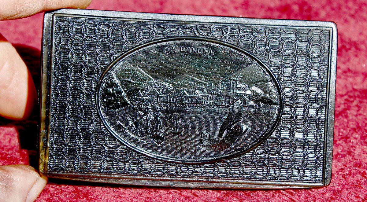 Antique Tortoiseshell Snuffbox, St. Helena, Napoleon's Exile, 19th Century-photo-2
