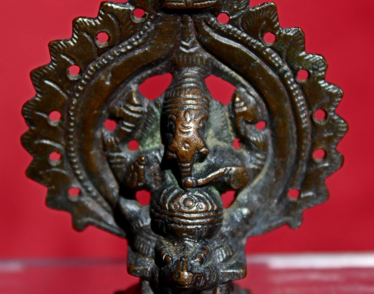 Miniature Ancienne en Bronze Représentant le Dieu Hindou à Tête d’Éléphant Ganesha, XIXe Siècle-photo-1