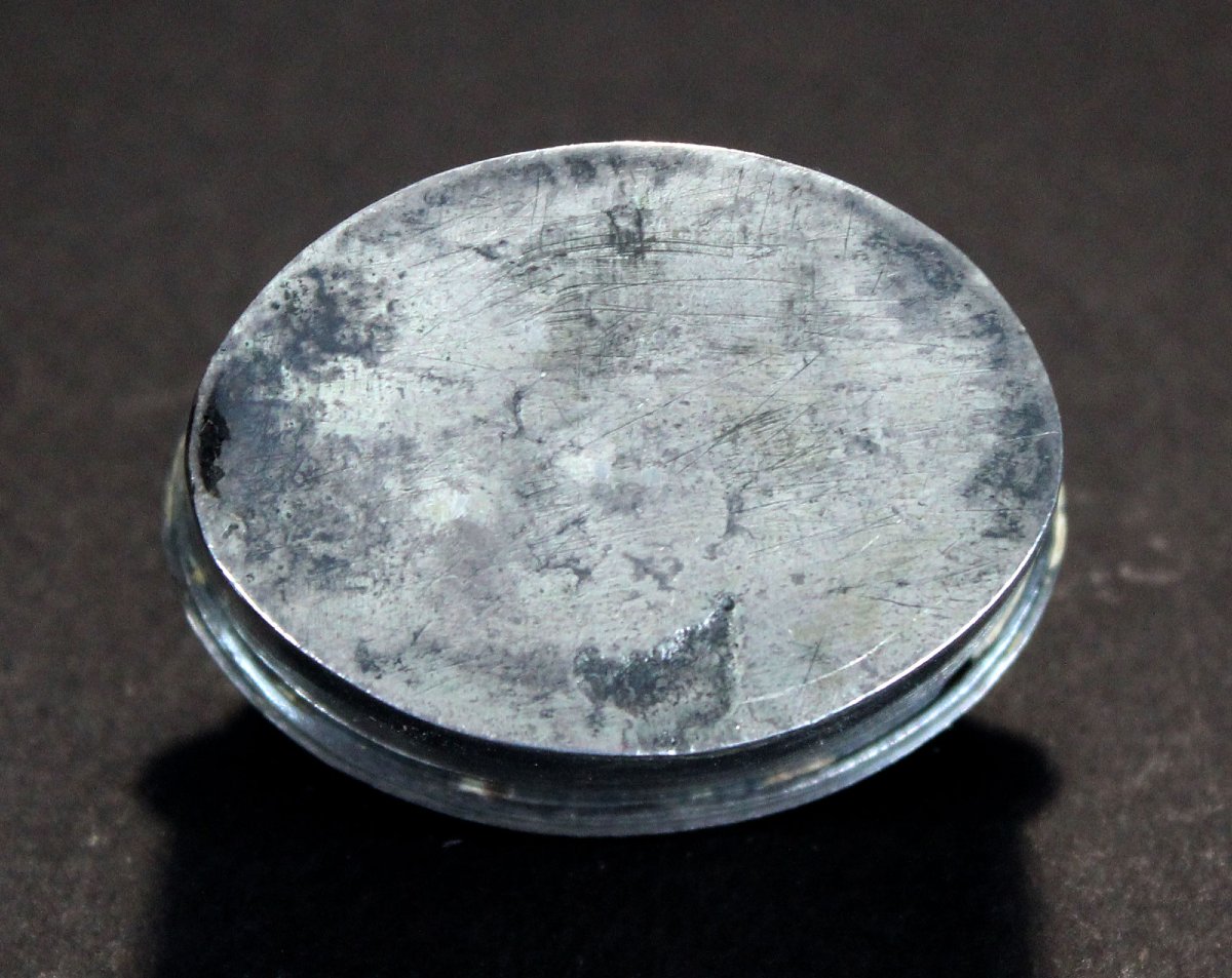 Boîte à Chaux de Bétel Cambodgienne Khmer en Argent Massif, XIXe Siècle Lion Singa-photo-1