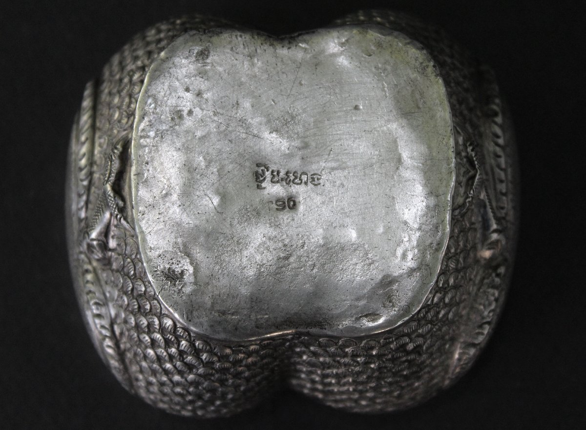 Antique Cambodian Khmer Silver Betel Box Two Birds, Early 20th Century-photo-4