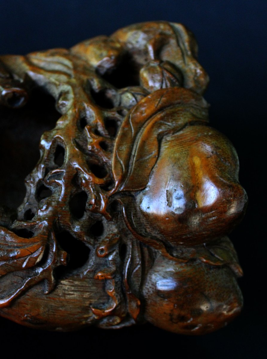 Lave-Pinceaux De Table De Lettré Chinois Ancien En  Bambou, Pêches, Calligraphie Et Peinture -photo-2