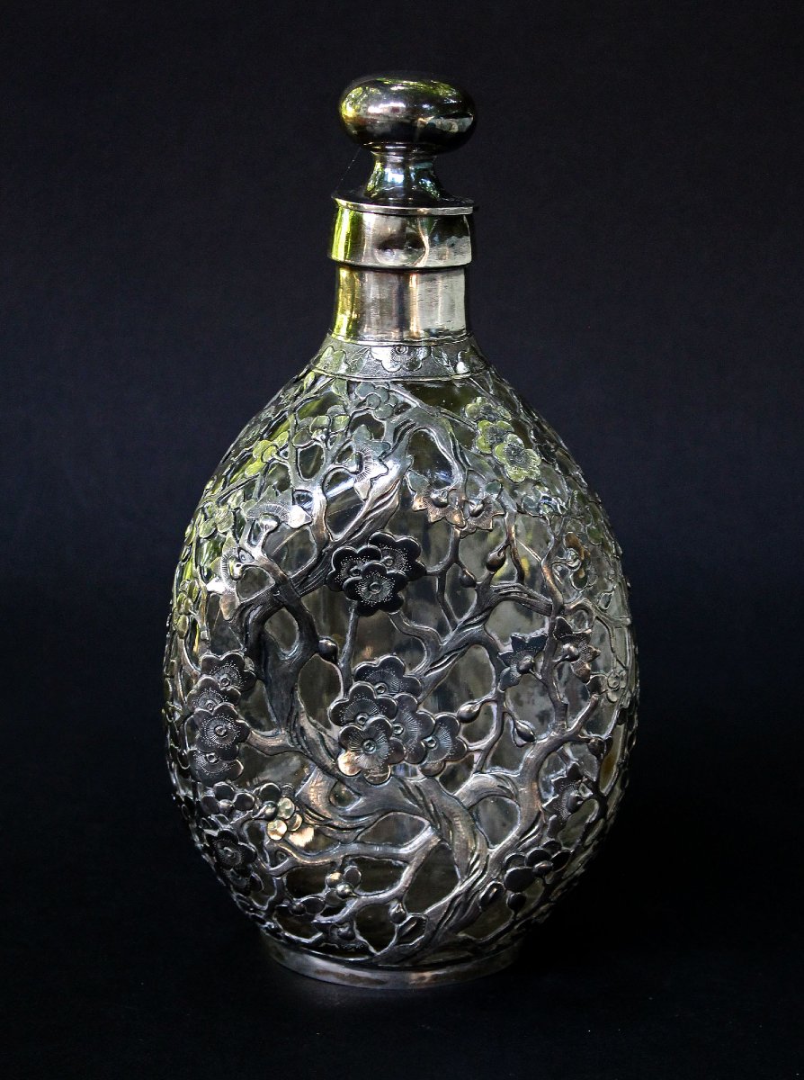 Carafe Chinoise Ancienne en Verre à Décor d’Argent massif. Fleurs de Prunier, v.1900-photo-4