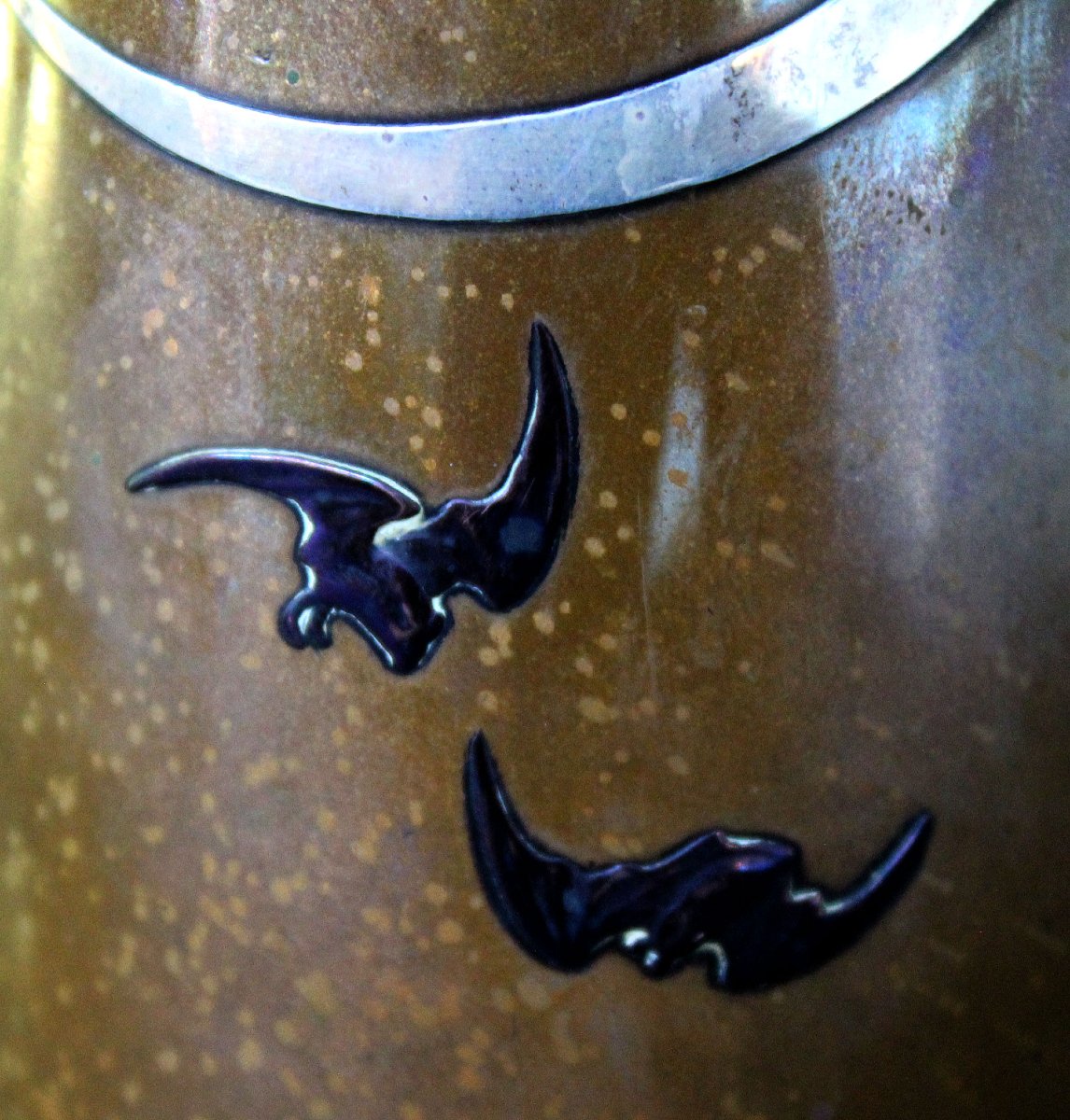 Antique Japanese Nogawa Mixed Metal Bronze Vase With Silver Inlay & Bats, Meiji-taisho Period-photo-4