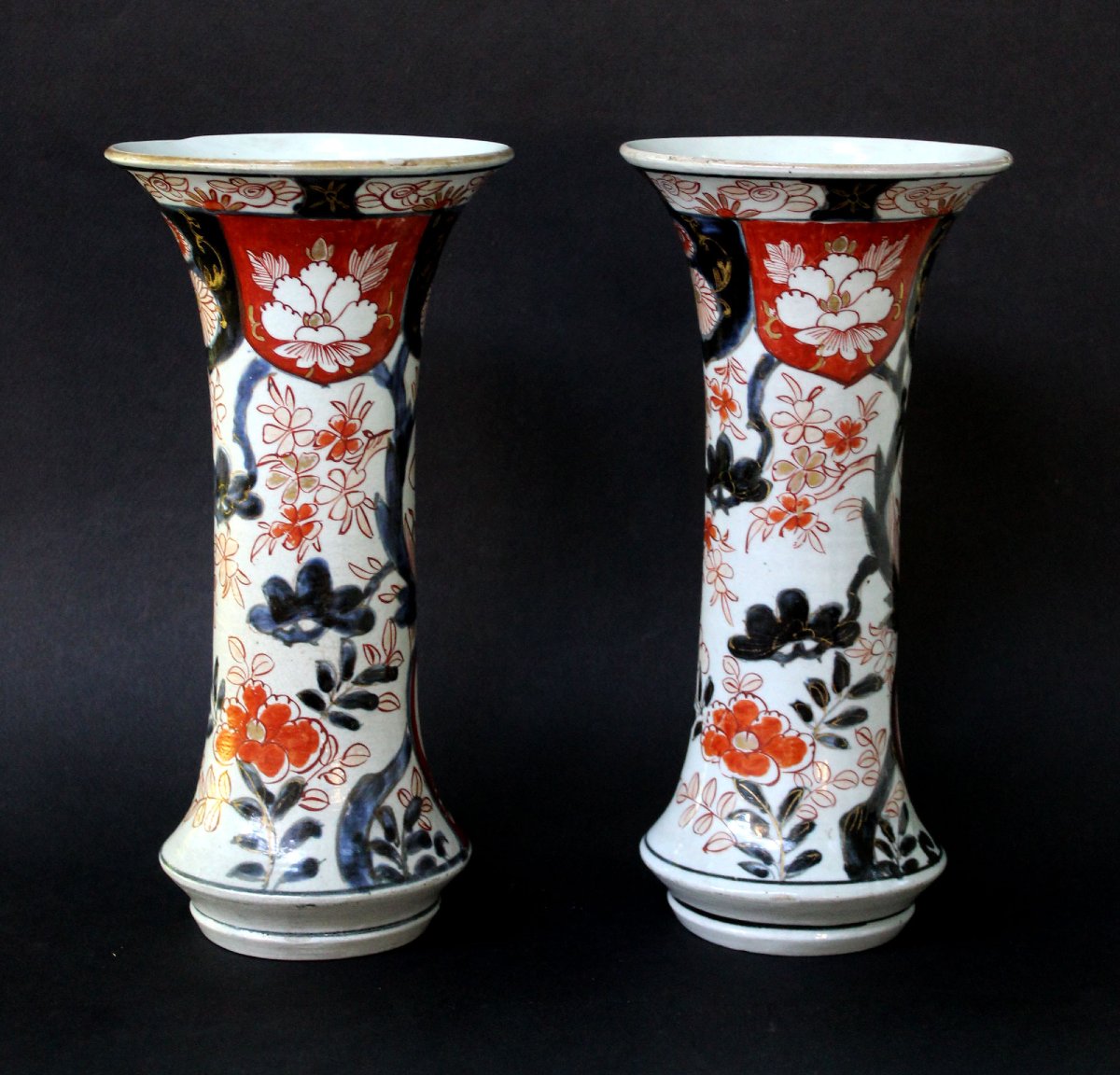Paire De Vases Cornets Japonais En Porcelaine Imari, Début XVIIIe Siècle-photo-2