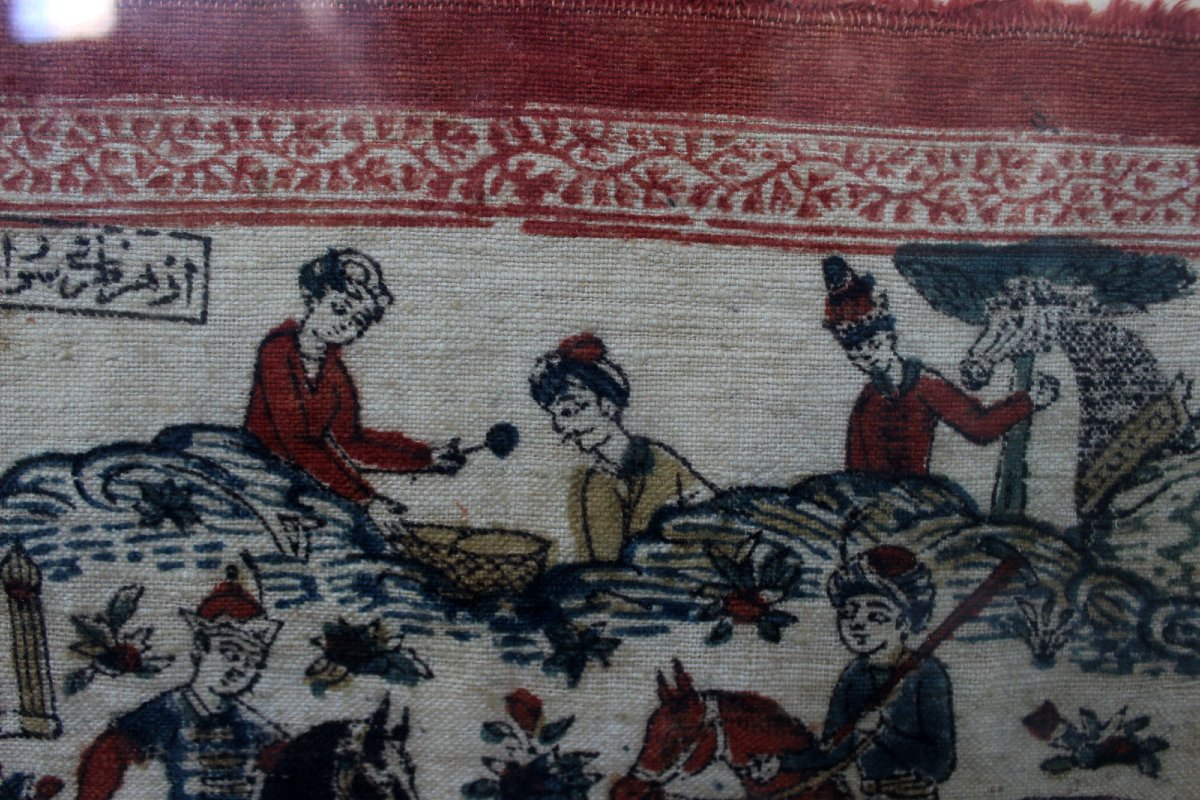 Ancien Textile Persan de Style Qalamkar Représentant Une Partie de Polo (Chowgan) Époque Qadjar-photo-1