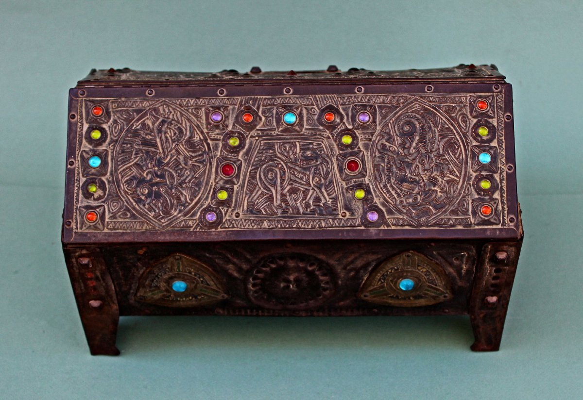 Antique Alfred Daguet Art Nouveau Repoussé Casket, Paris, Circa 1905-photo-3
