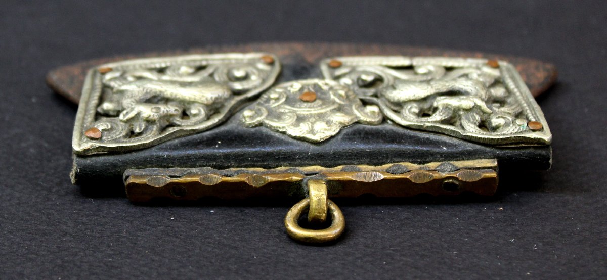 Ancien Briquet Tibétain Chuckmuck en Argent Massif et Cuir aux Cerfs, XIXe-photo-3