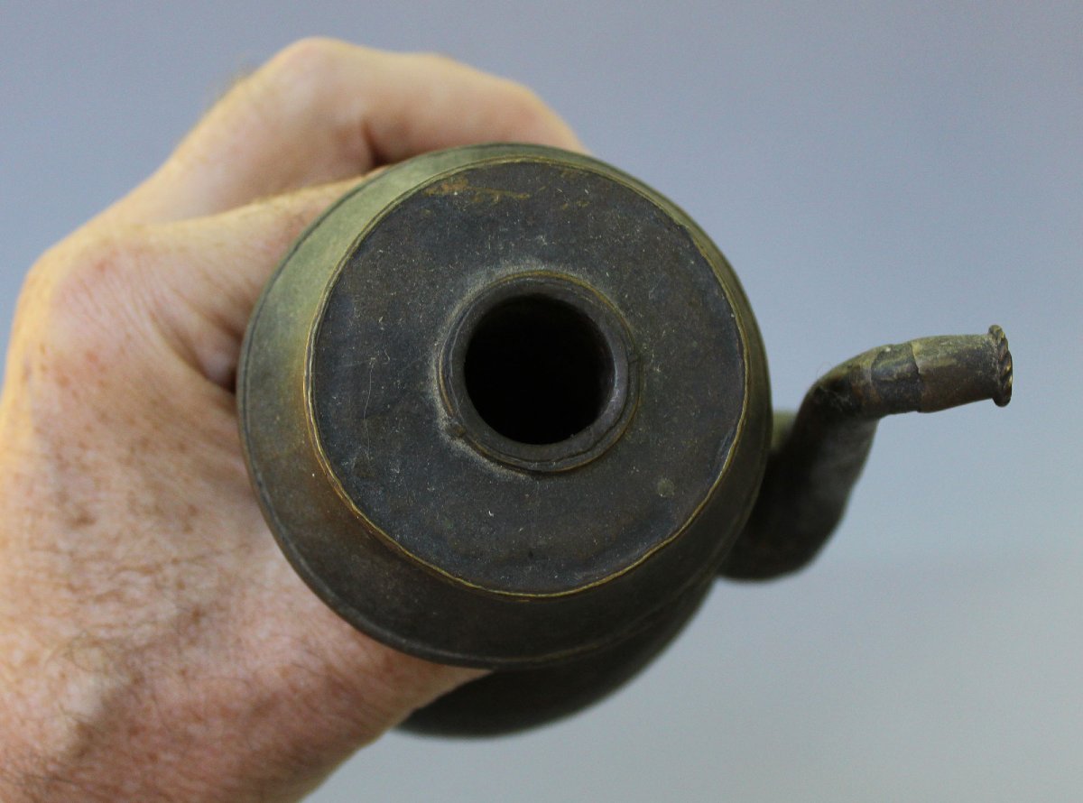 Ancien récipient rituel bouddhiste tibétain en cuivre, XVIIIe–XIXe siècle-photo-4