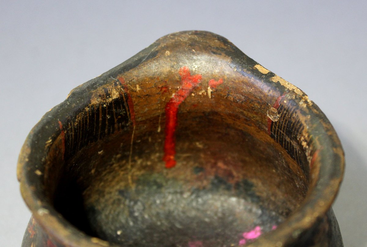 Curious Antique Pottery Cup With Painted Decoration-photo-3