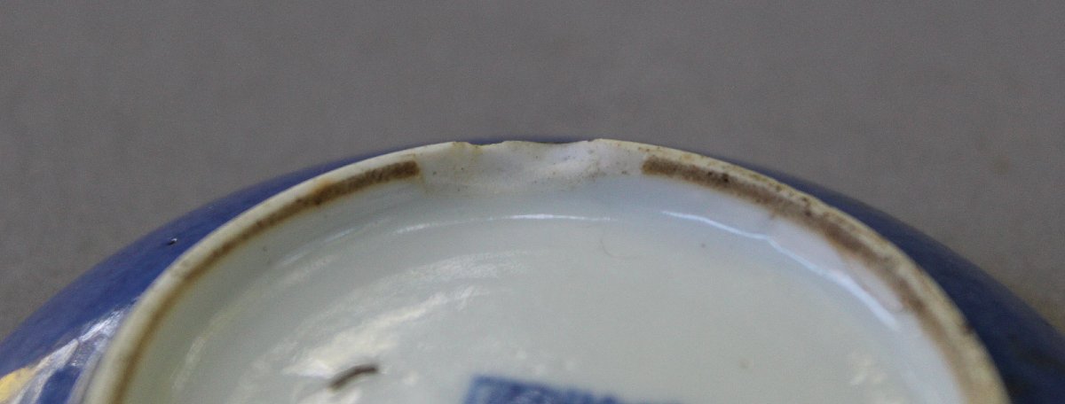 Antique Chinese Powder Blue And White Seal Paste Box & Cover, Qianlong Mark-photo-3