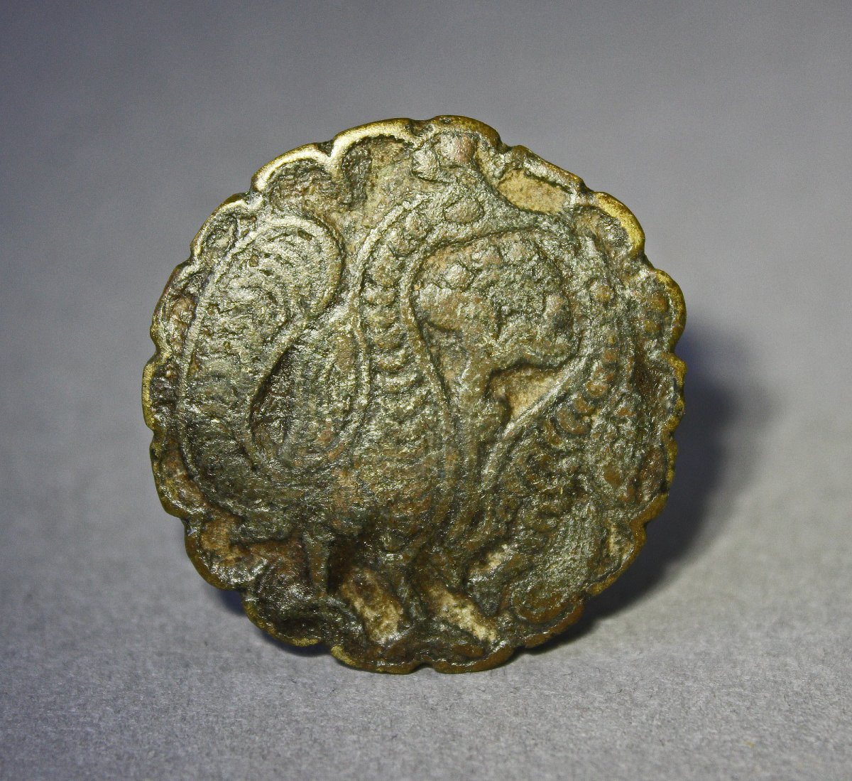 Collection de Cinq Bagues Sceaux Islamiques Médiévales, Moyen-Orient, Bronze et Laiton-photo-1