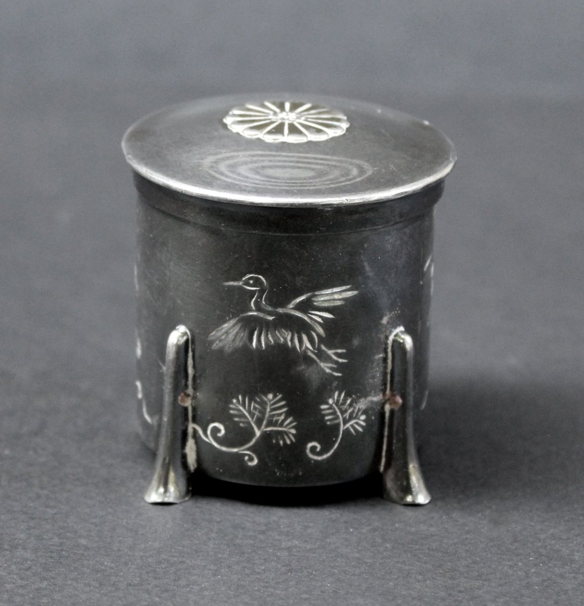 Boîte Impériale Japonaise Ancienne En Argent Massif, Cadeau De Présentation