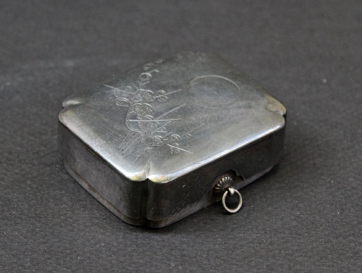 Antique Japanese Imperial Pure Silver Bonbonnière By Mitsukoshi