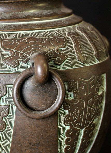 Antique Vietnamese Bronze Vase In Archaic Chinese Style -photo-3
